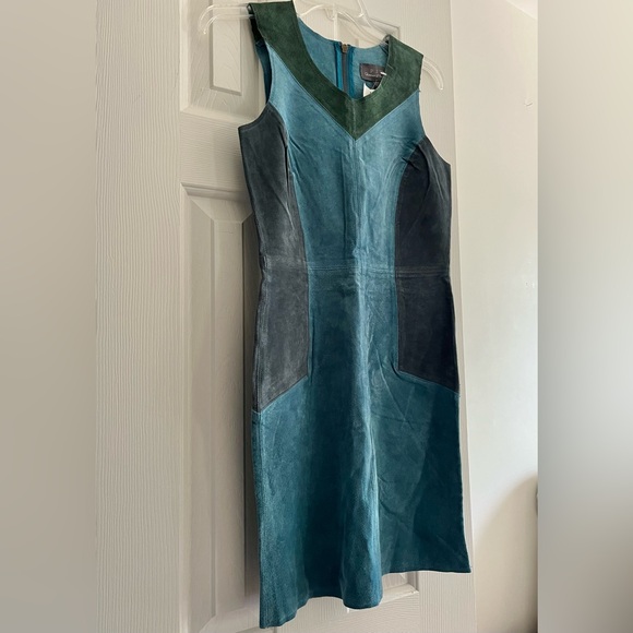 # 131 New PJK 100% Leather Color-Block Dress - Picture 2 of 8